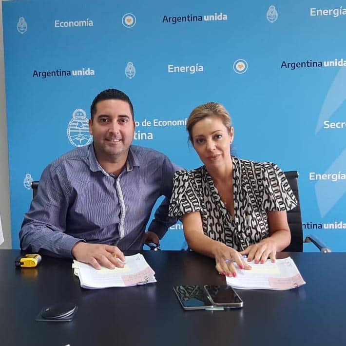 Hoy 29 de Diciembre el Sec. De COOPSAR @ALBANO Firma del Acuerdo por la Deuda de COOPSAR con la ING. Flavia Royón titular de la Secretaría de Energía de la Nación 
