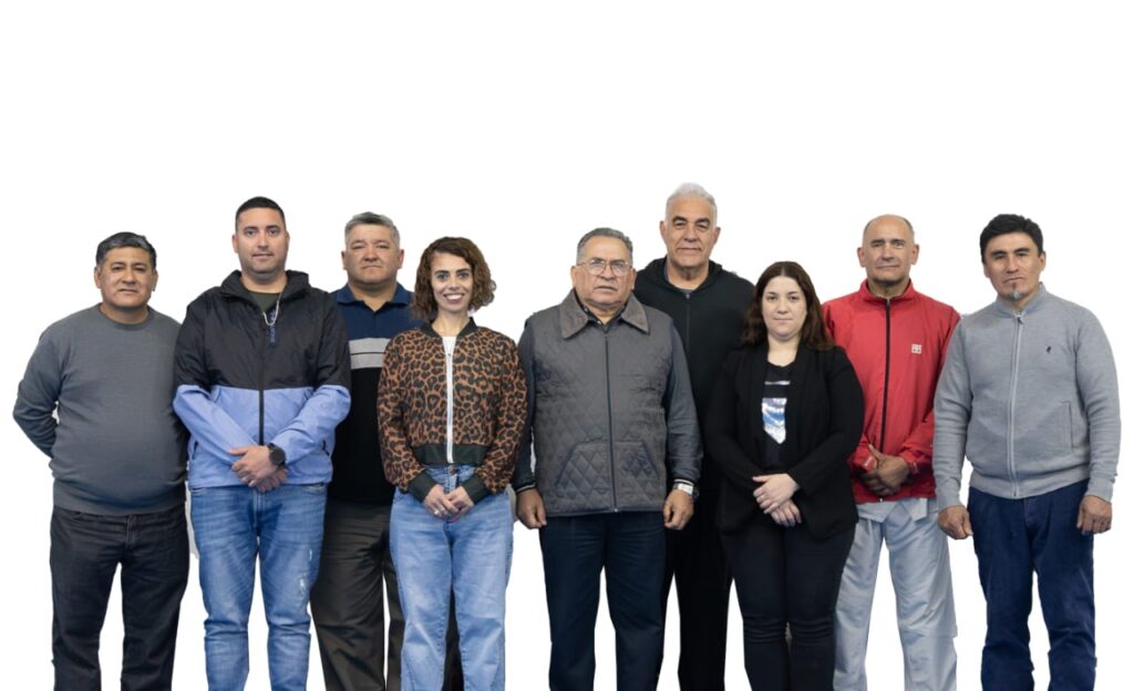 Integrantes de Lista Blanca, que resulto ganadora del acto eleccionario